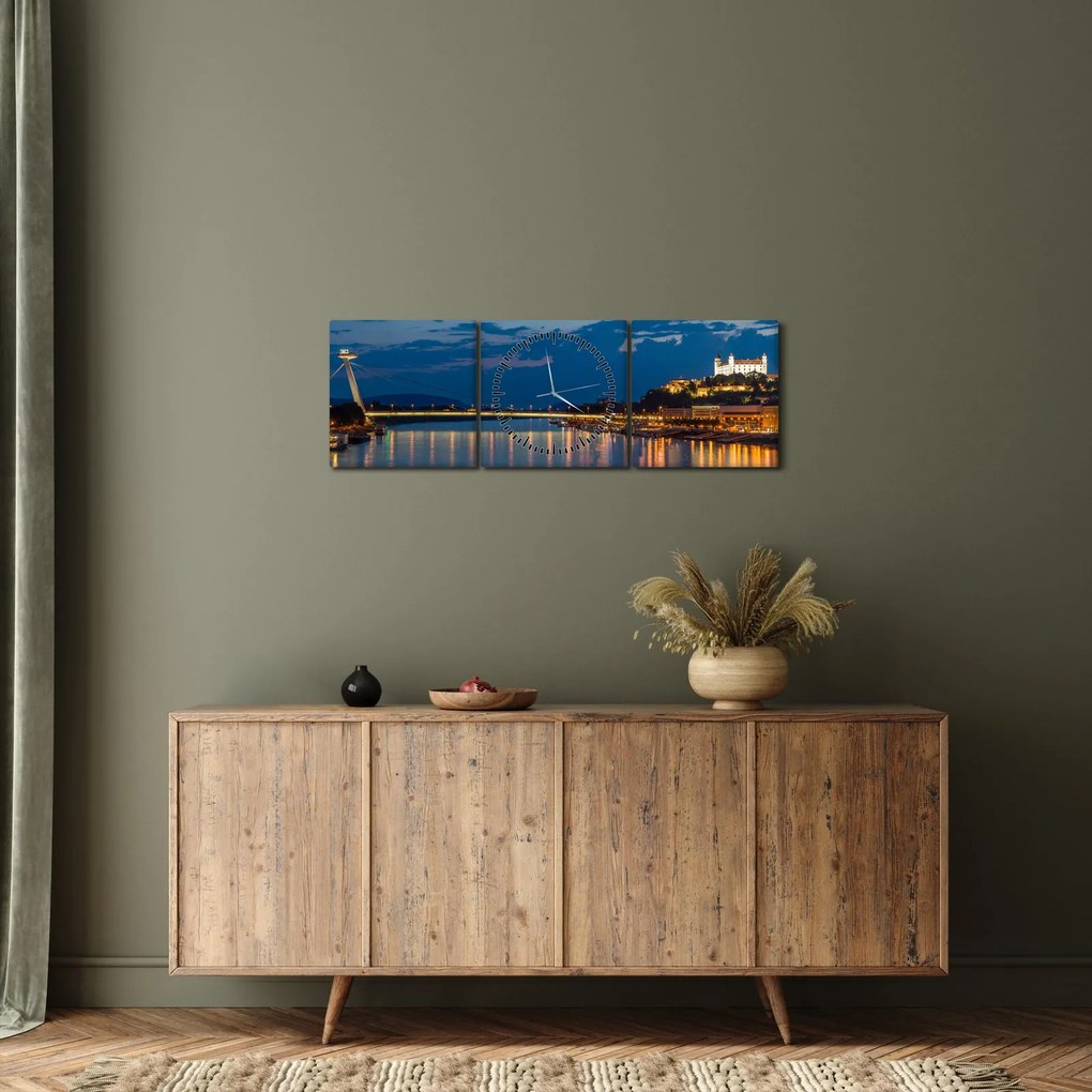 Tablou cu Bratislava și palat (cu ceas) (90x30 cm)