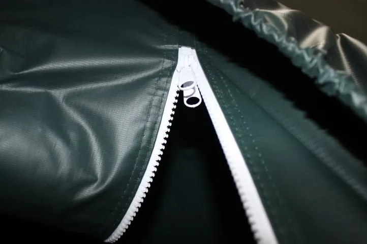 Adăpost din prelată 3,3×4,8 m (16 m²) – PVC 550 g/m²