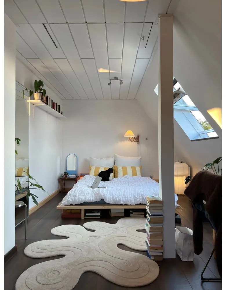 Pat în culoare naturală din lemn de pin cu somieră 120x200 cm Japan – Karup Design