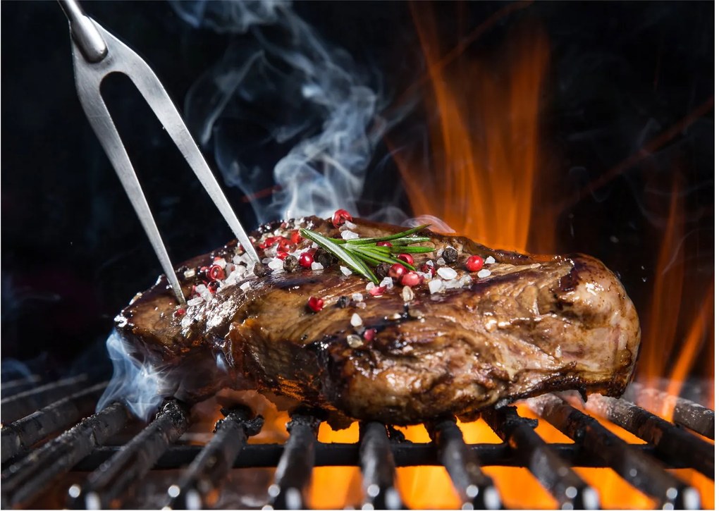 Tablou pe sticlă cu steac pe grill (70x50 cm)