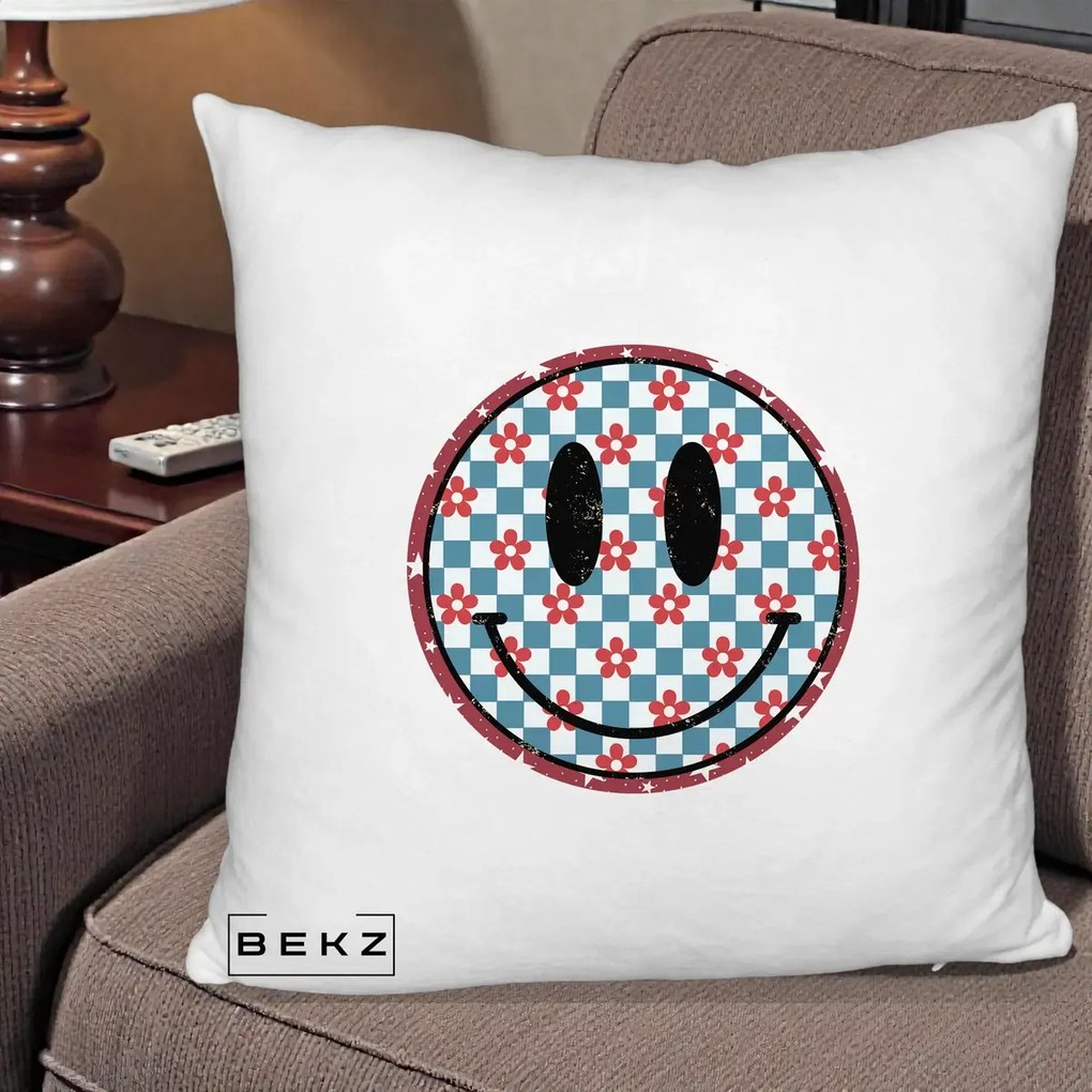 Perna Decorativa Smiley Face Checkered cu Floricele, 40x40 cm, Alb Pufos, Husa Detasabila, Perna Inclusa, BEKZ®