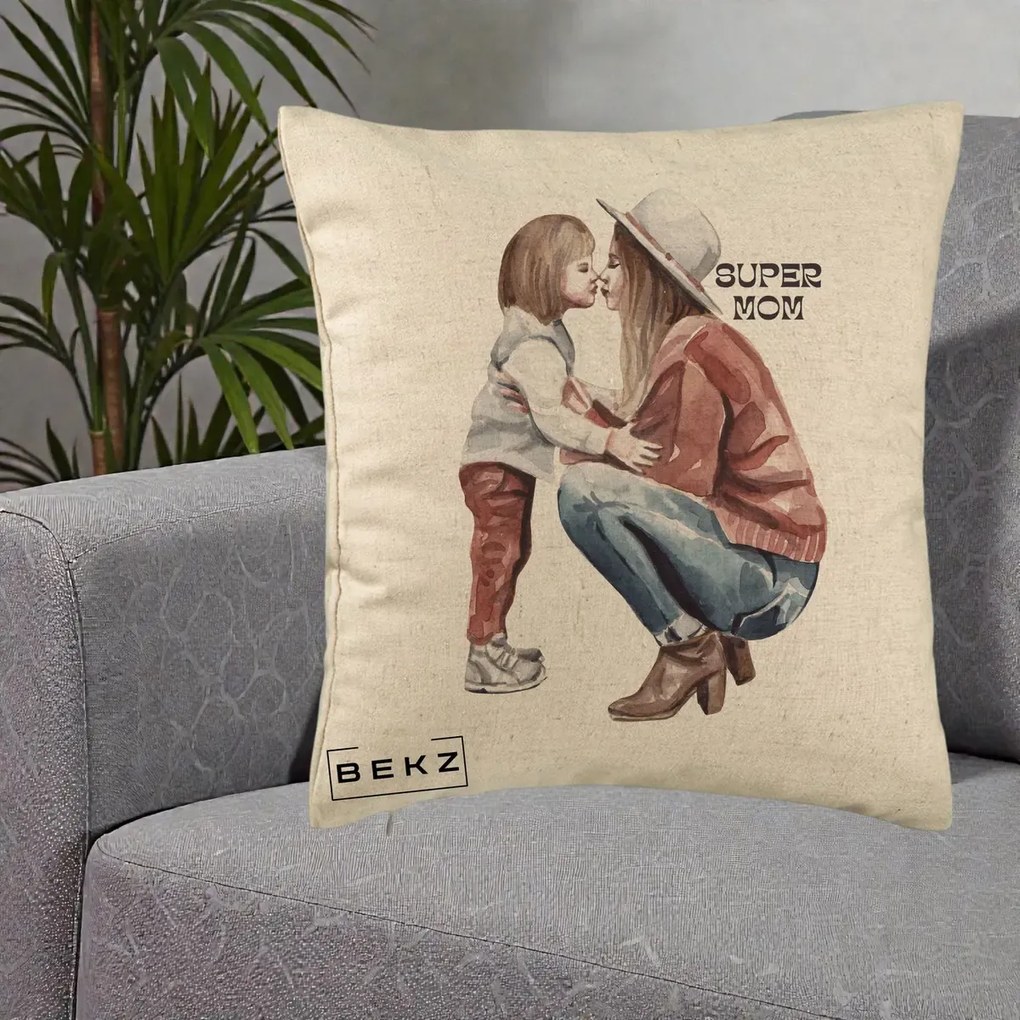 Cadou pentru Mama - Perna Personalizata Super Mom Acuarela, 40x40 cm, Bej, Husa Detasabila, Perna Inclusa, BEKZ®