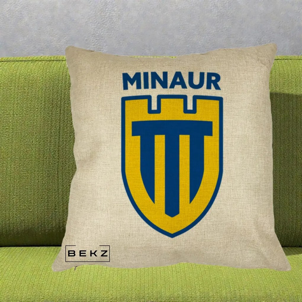 Perna Personalizata Minaur Baia Mare Fotbal, 40x40 cm, Crem, Husa Detasabila, Perna Inclusa, BEKZ®