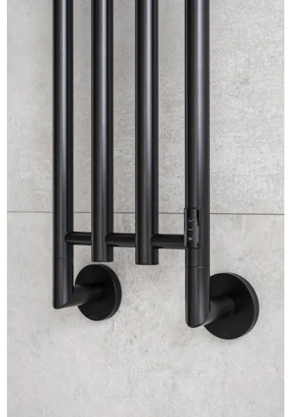 P.M.H. MO1B-R - Uscător electric pentru prosoape MONA, 93 W, 230 V, 153,3 cm, IP44, negru