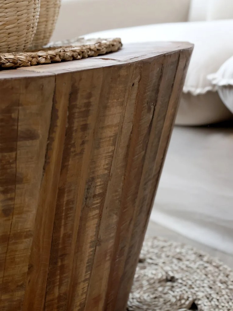 Masuta de cafea din lemn reciclat, aspect rustic, Grimaud