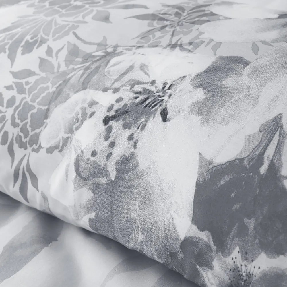 Lenjerie de pat Catherine Lansfield Dramatic Floral, 200 x 200 cm, gri