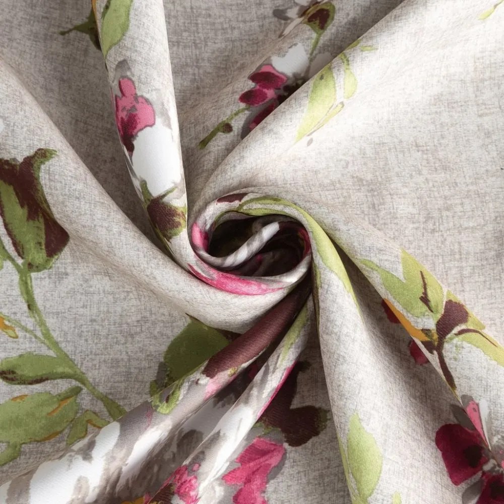 Cuvertură de pat reversibilă în gri deschis cu imprimeu floral romantic Lăţime: 240 cm | Lungime: 260 cm.