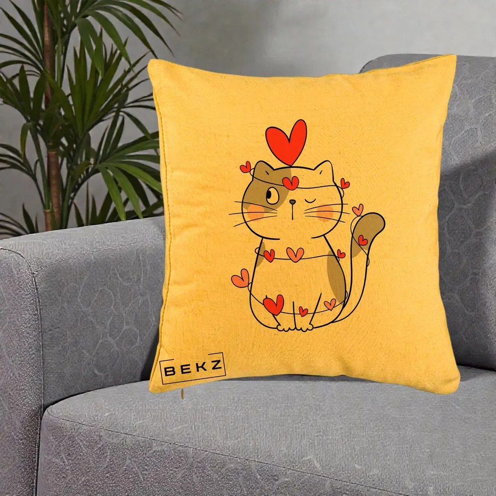 Perna Decorativa Pisica Kawaii cu Inimi, 40x40 cm, Galben, Husa Detasabila, Perna Inclusa, BEKZ®