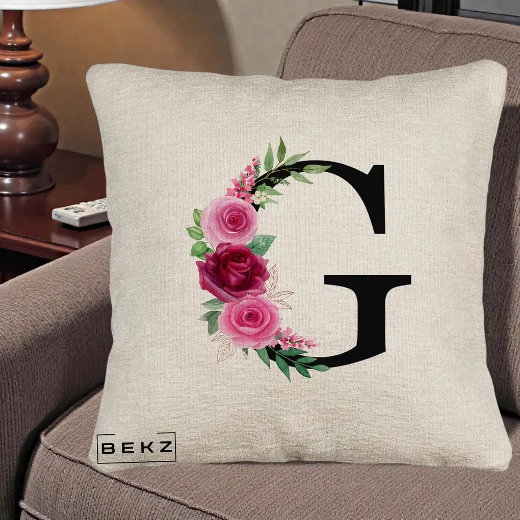 Cadou Personalizat - Perna Personalizata Monograma Florala Litera G, 40x40 cm, Bej Canapea, Husa Detasabila, Perna Inclusa, BEKZ®