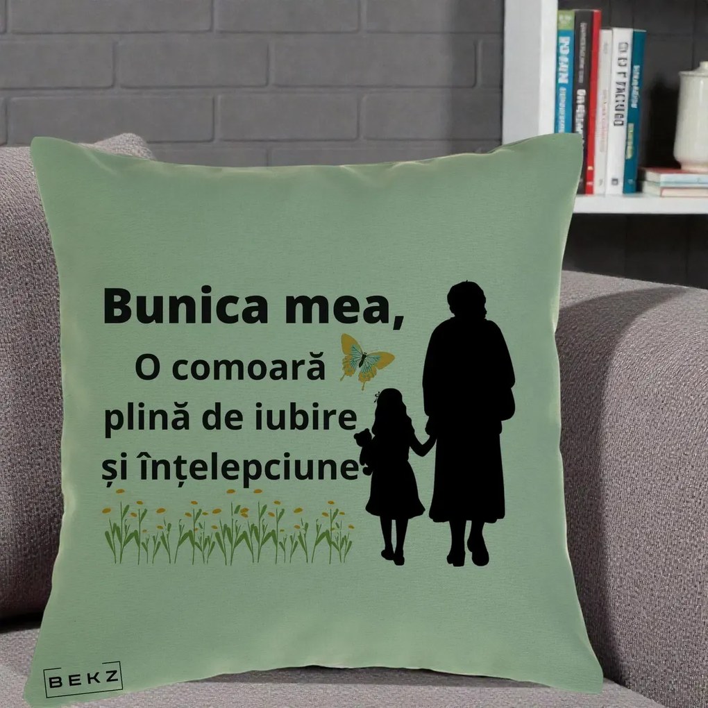 Cadou pentru Bunica - Perna Personalizata Bunica Mea Comoara Iubire Intelepciune Varianta Extinsa, 40x40 cm, Verde, Husa Detasabila, Perna Inclusa, BEKZ®