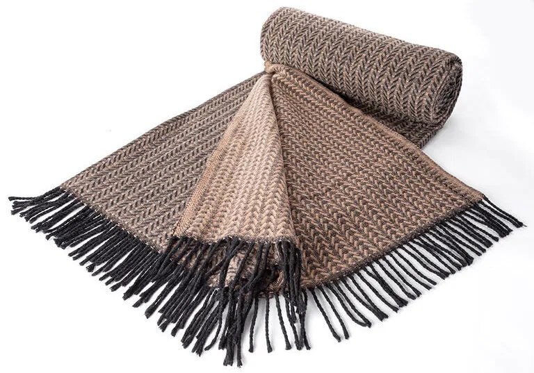 Pled cu franjuri IRMA maro 150 x 200 cm