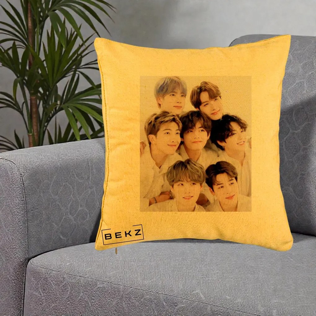 Perna Personalizata K-pop BTS Foto Grup Fete Albe, 40x40 cm, Galben, Husa Detasabila, Perna Inclusa, BEKZ®