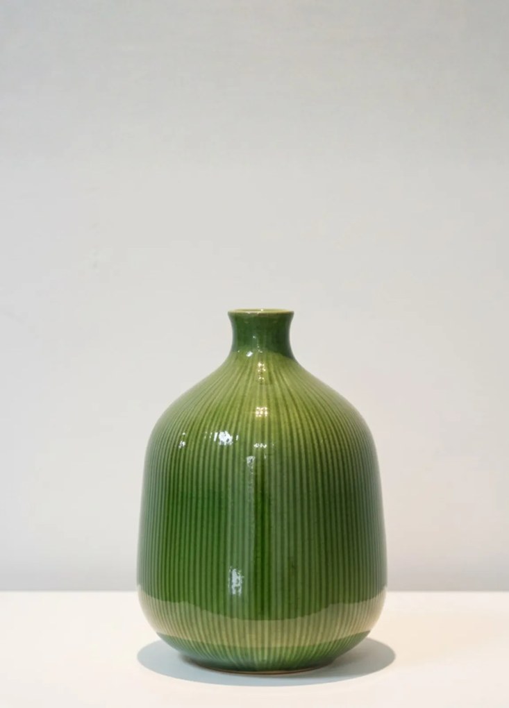 Vaza Verde Infinity Green Mare (cu striatii, H 25 cm)
