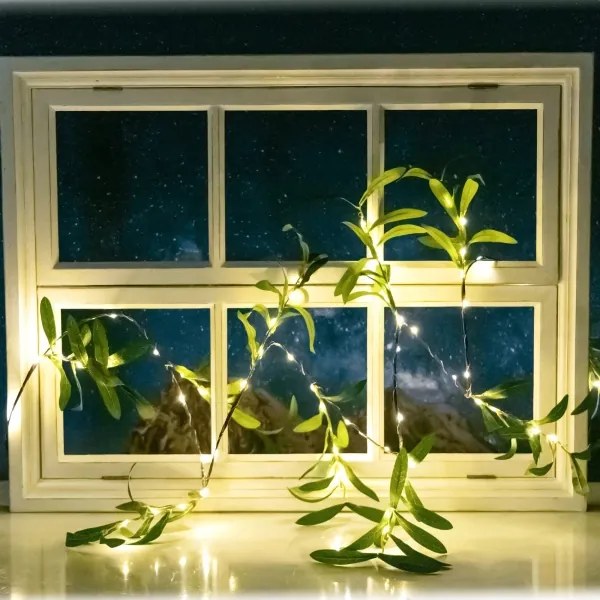 Instalație LED solară Aigostar 60xLED/4m IP65 alb cald măslin