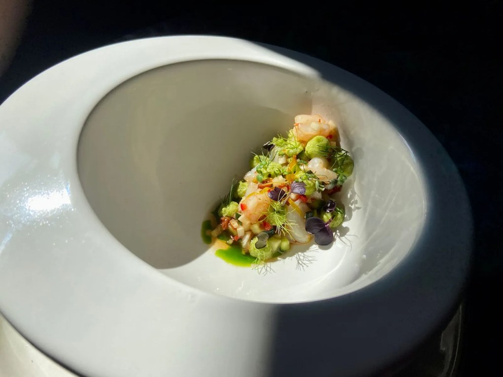 Set 2 boluri mici, Molecule Casablanca, glazura lucioasa alba, 350 ml, Diametru 17 cm