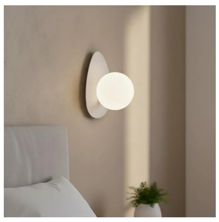 Aplică de perete OVO 1xG9/8W/230V albă