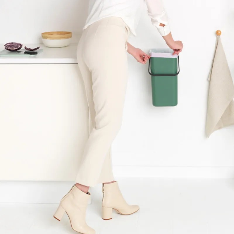 Cos colectare selectiva a deseurilorBrabantia Sort&Go 1003234, 12 L, Maner, Montabil pe perete, Verde inchis