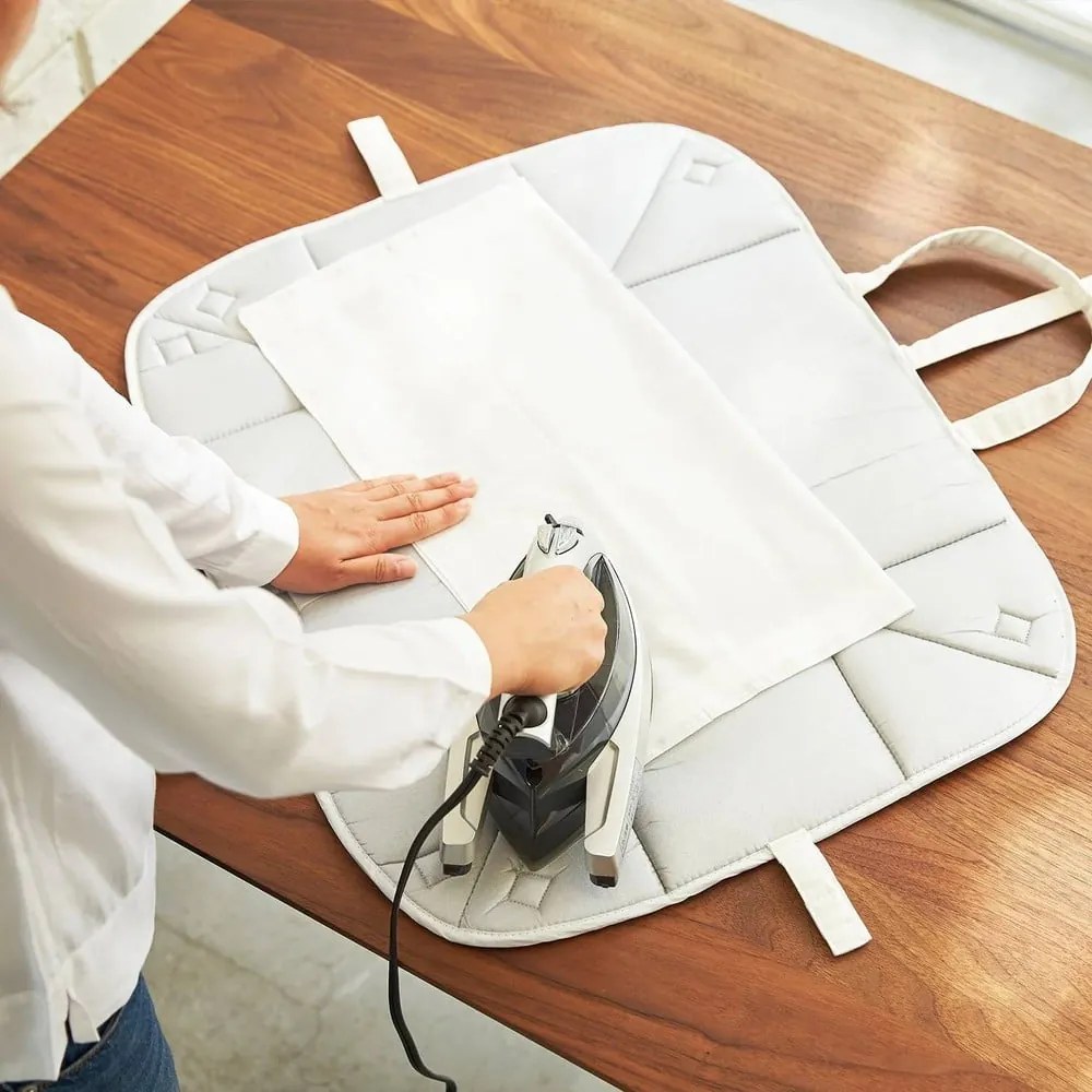 Suport de călcat haine Tower – YAMAZAKI