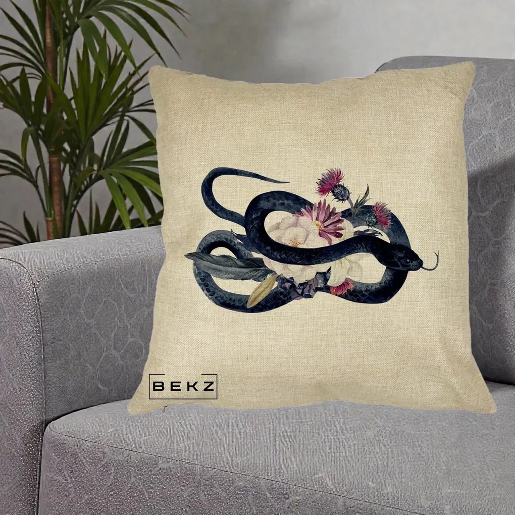 Perna Decorativa Sarpe Negru cu Flori Gothic, 40x40 cm, Crem, Husa Detasabila, Perna Inclusa, BEKZ®