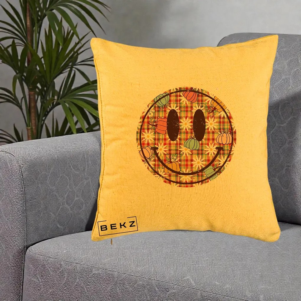 Perna Decorativa Smiley Face de Toamna cu Tartan si Dovlecei, 40x40 cm, Galben, Husa Detasabila, Perna Inclusa, BEKZ®