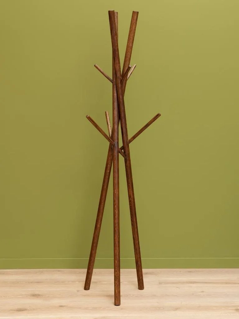 Cuier de podea din lemn de stejar, maro închis, structură din bețe încrucișate, finisaj natural, 174,5 x 46,5 cm, „Bunch”