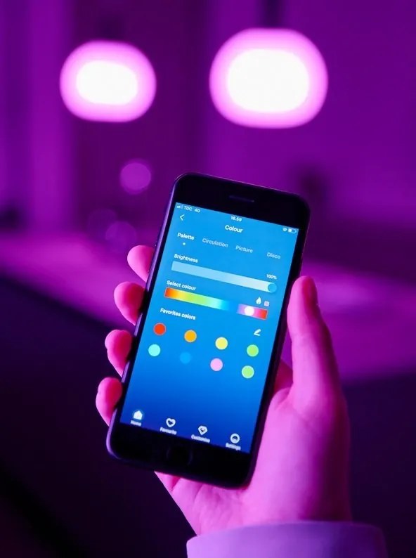 Plafoniera cu LED RGB, difuzor Bluetooth si protectie IP54 Djay Smart Colour