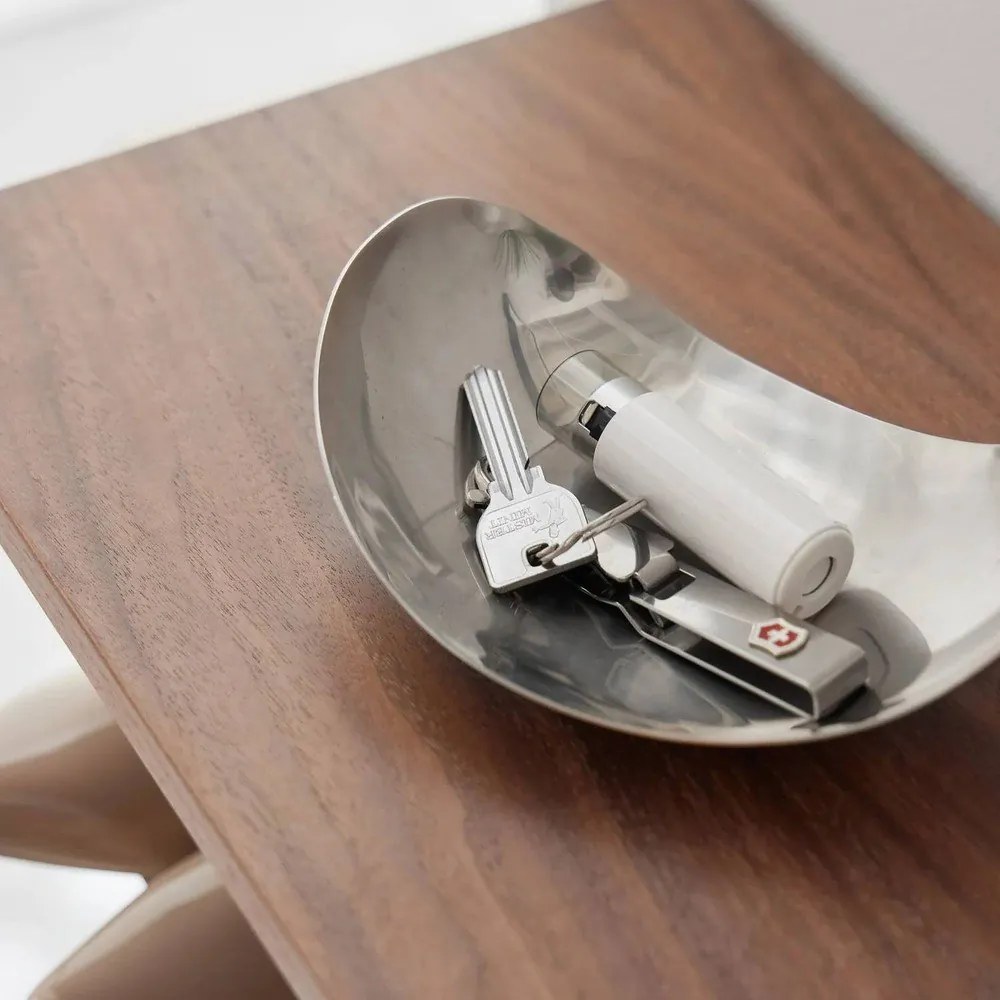 Pantofar negru din metal 90,5x87x26 cm Tower – YAMAZAKI