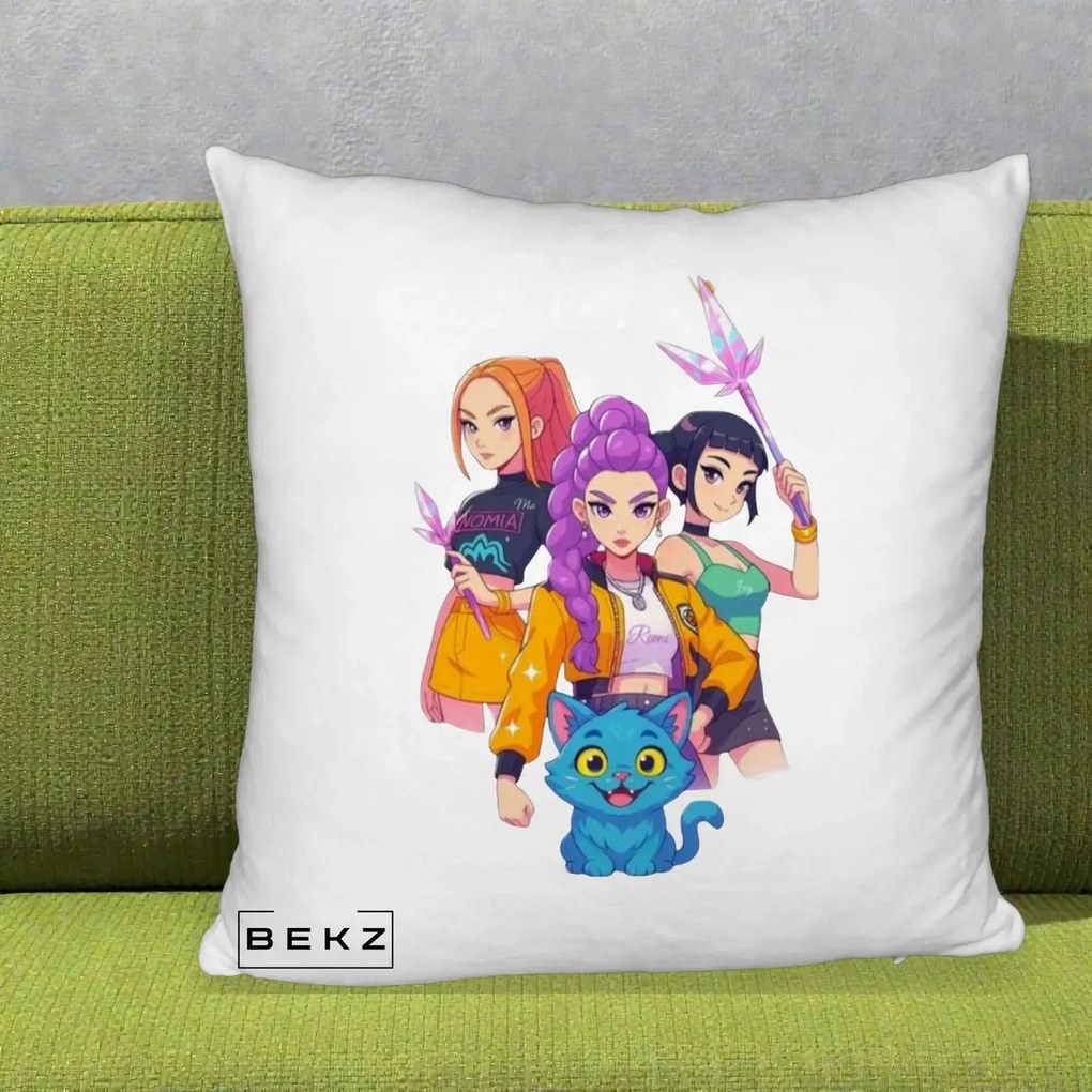 Perna Personalizata K-pop HUNTRX Trio cu Pisica si Cristale, 40x40 cm, Alb Pufos, Husa Detasabila, Perna Inclusa, BEKZ®