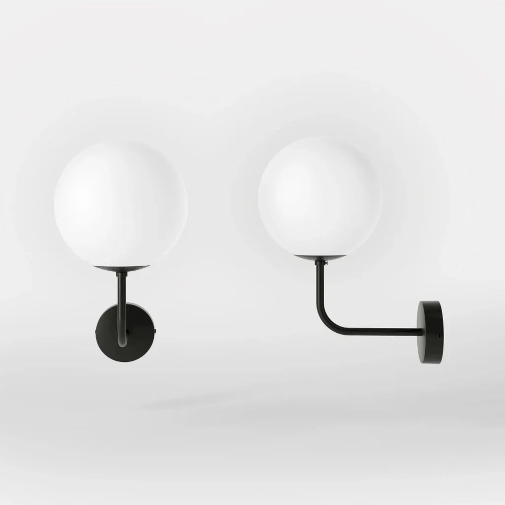 Aplica de perete din alama si sticla Musa