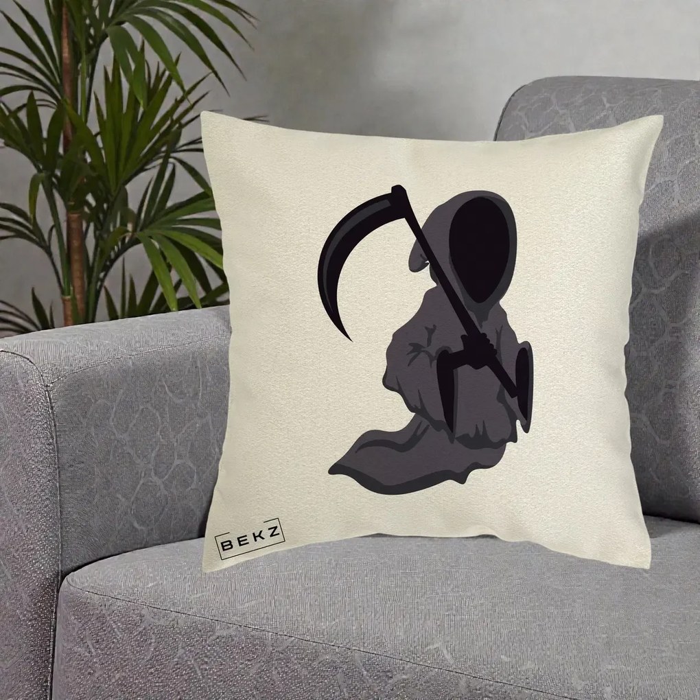 Perna Decorativa Moartea cu Coasa Grim Reaper Halloween, 40x40 cm, Ecru, Husa Detasabila, Perna Inclusa, BEKZ®