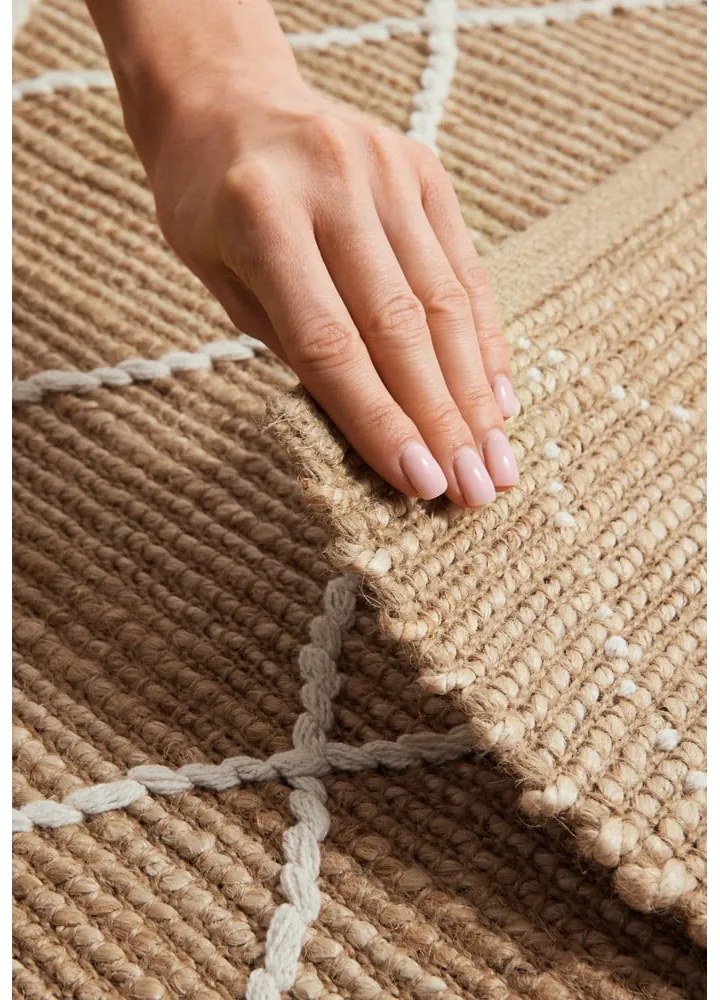 Covor în culoare naturală țesut manual din iută 80x150 cm Kunu – Hanse Home