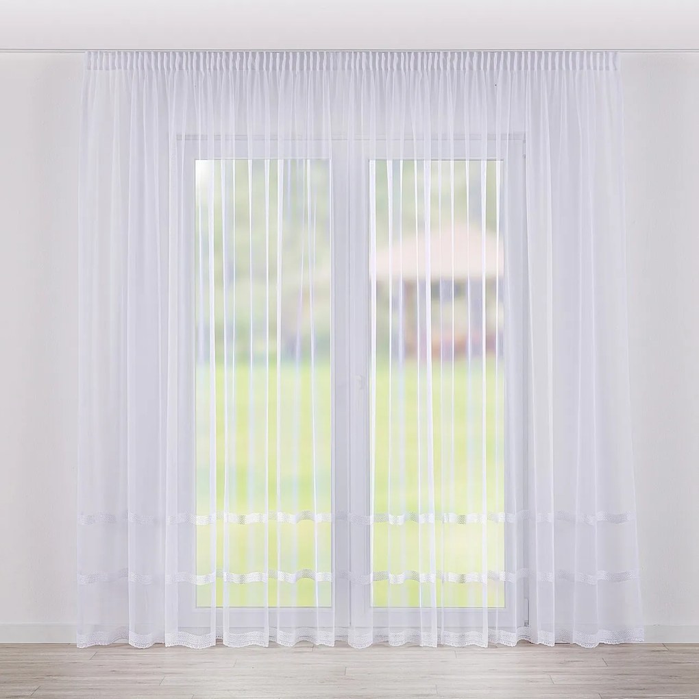 Draperie cu banda