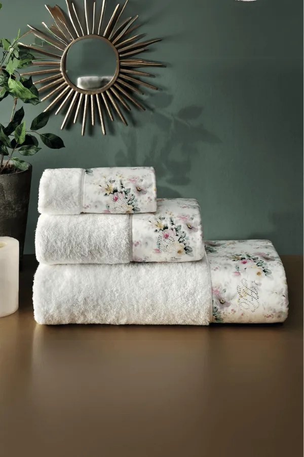 Set cadou de prosoape și prosop de corp FINOLA, 3 buc Alb / White Set (prosop mic 30x50cm, prosop 50x100cm, prosop de corp 75x150cm)