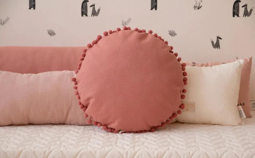 Pernuta decorativa rotunda Sunny, 37x37cm, roz