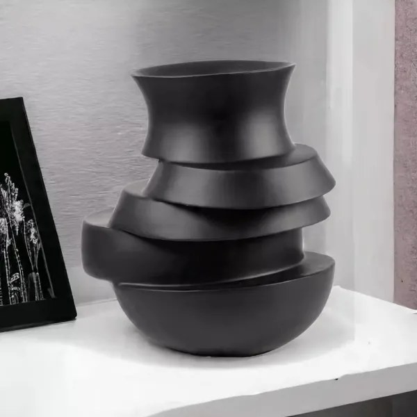 Vază din rășină, 38x33x36 cm, negru mat
