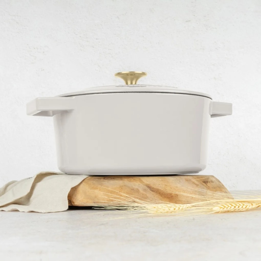 Oală din fontă emailată cu capac 24 cm, 4.35 L Berlinger Haus Sahara Collection BH 6528, ideală pentru friptură sau coacere lentă