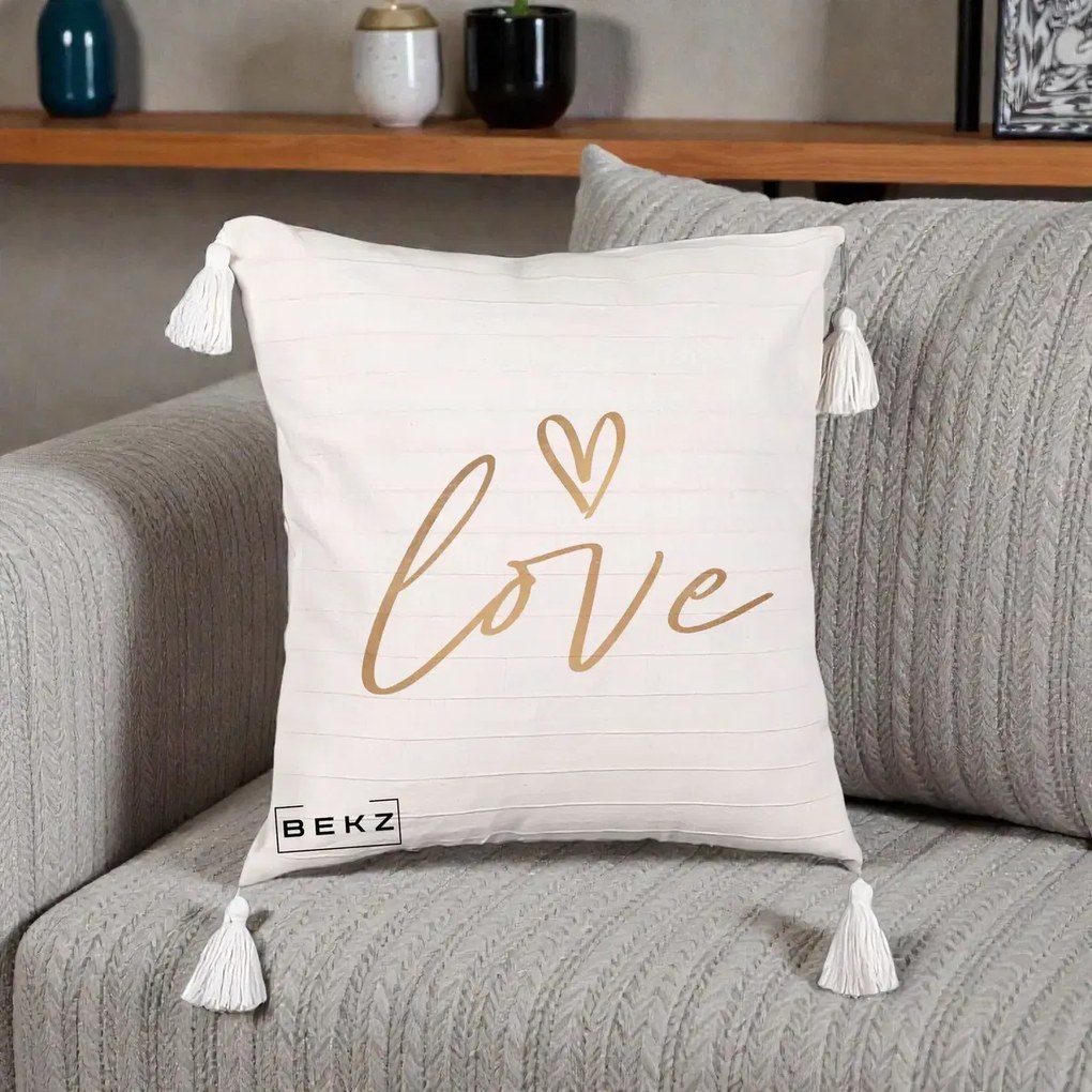 Perna Decorativa Love Caligrafie Aurie, 40x40 cm, Bej cu Franjuri, Husa Detasabila, Perna Inclusa, BEKZ®