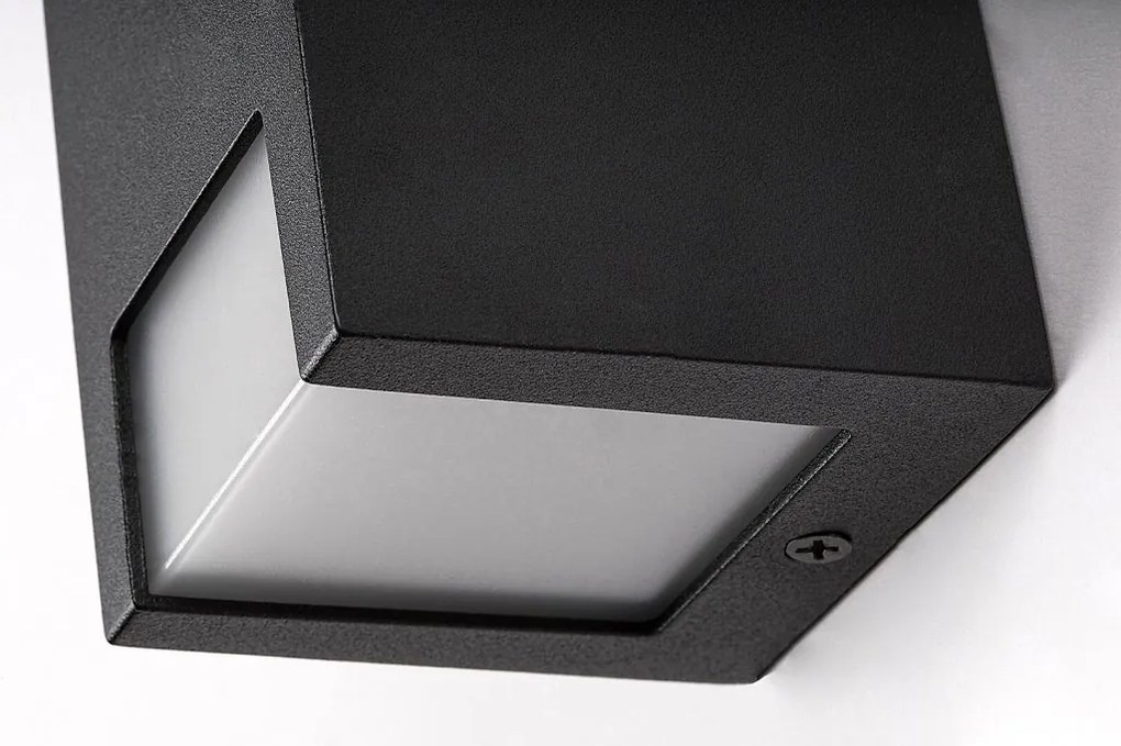 Aplica de perete exterior IP44 Cernon