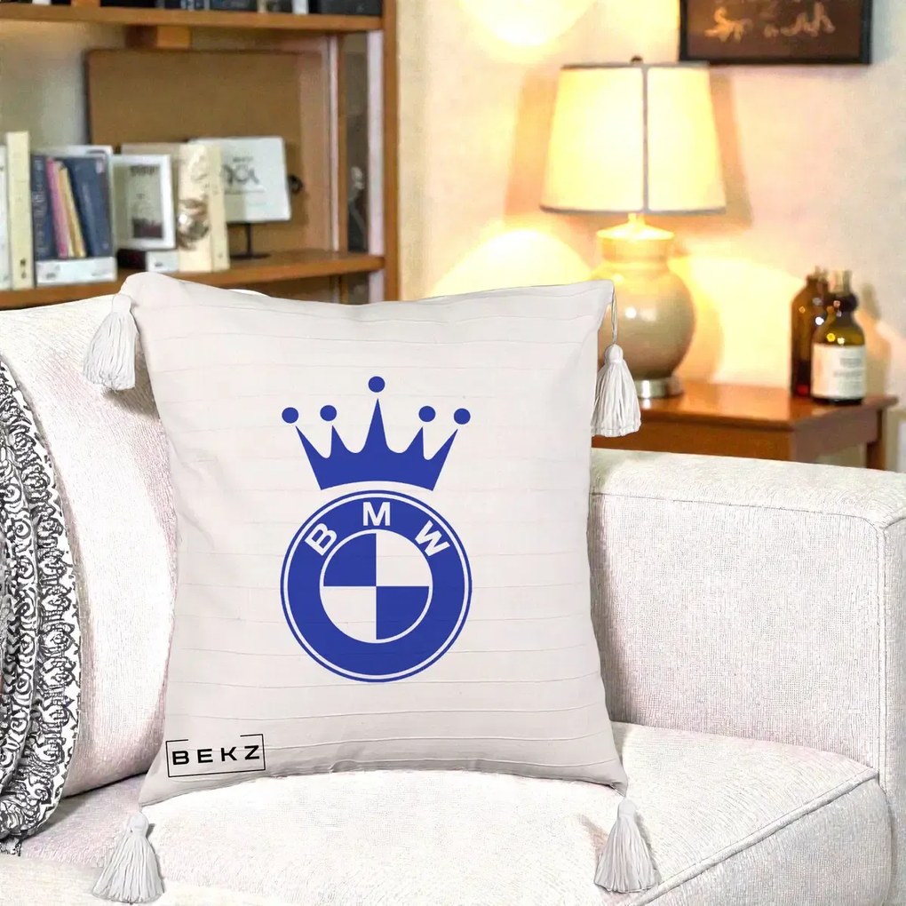 Perna Personalizata cu emblema BMW si Coroana, 40x40 cm, Bej cu Franjuri, Husa Detasabila, Perna Inclusa, BEKZ®