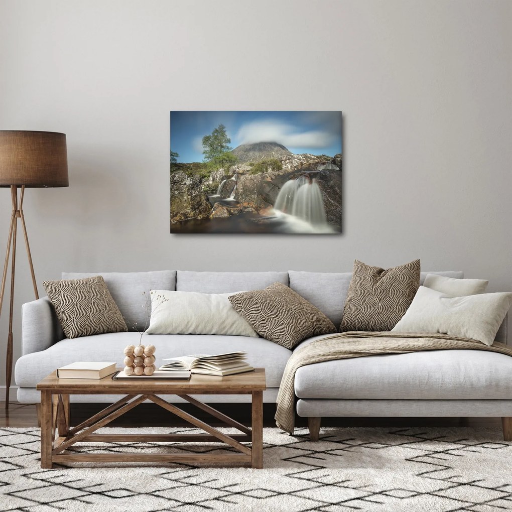 Tablou cu cascadele și munți (70x50 cm)