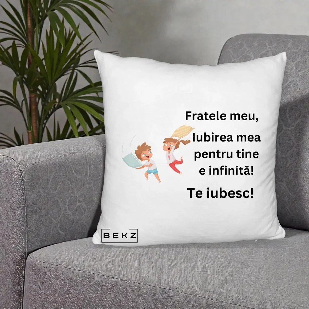 Cadou pentru Frate - Perna Personalizata Fratele Meu Te Iubesc Copii Batalie Perne, 40x40 cm, Alb Pufos, Husa Detasabila, Perna Inclusa, BEKZ®