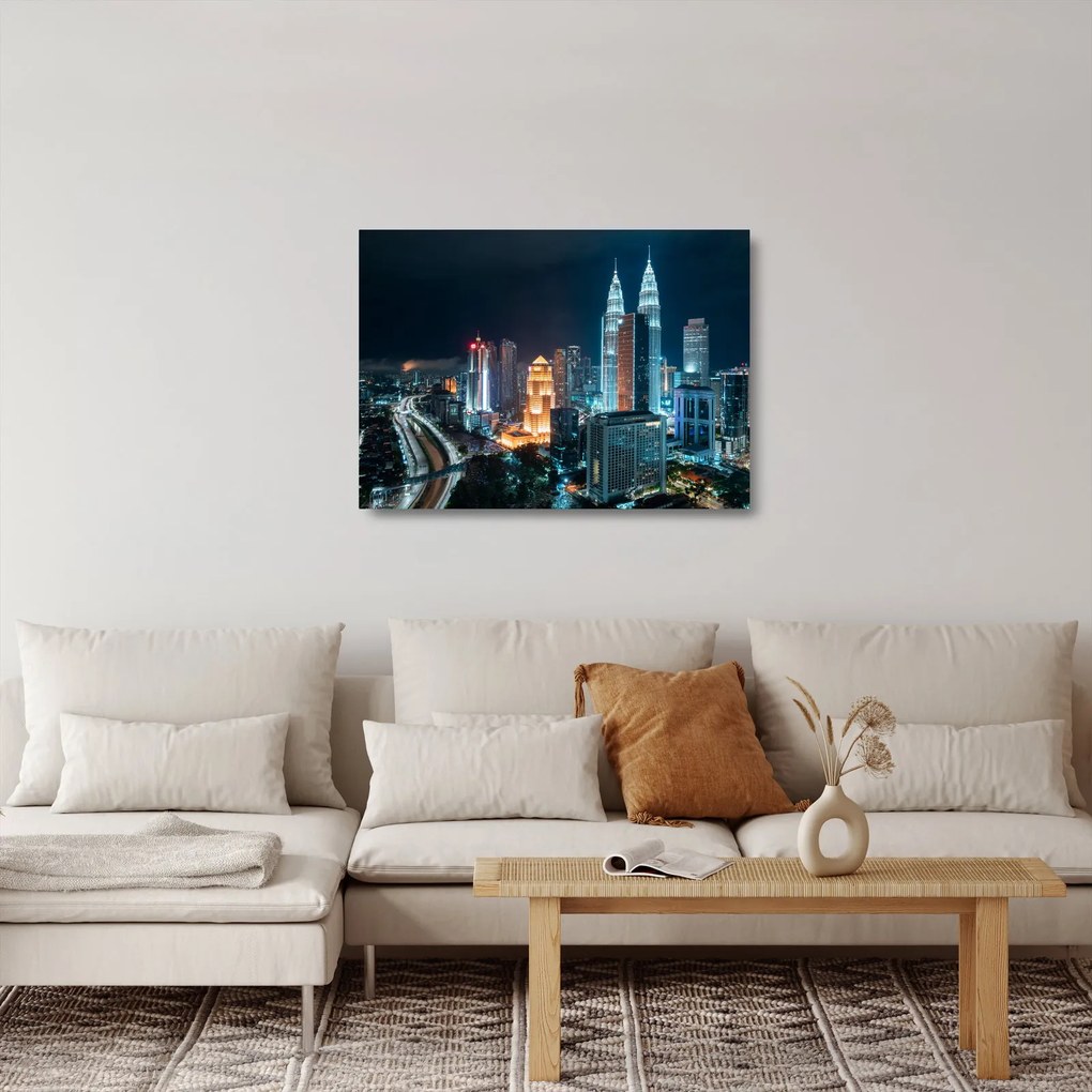 Tablou pe sticlă - Noaptea în Kuala Lumpur (70x50 cm)