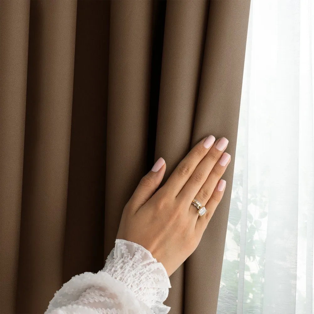 Draperie maro dimout (semi-opacă) 140x250 cm Carli Tie – Restilo