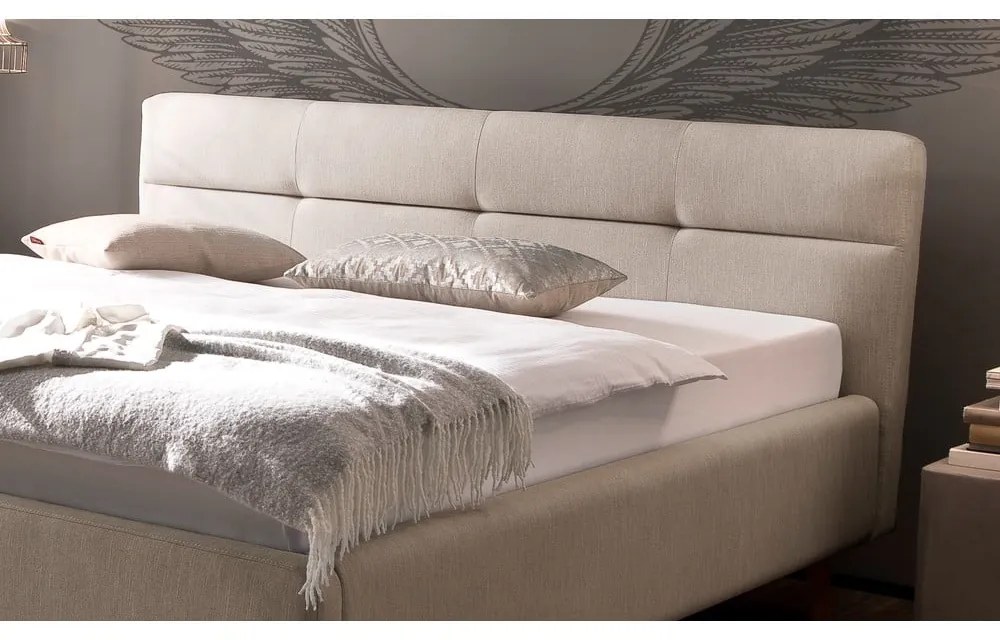 Pat matrimonial bej tapițat cu spațiu de depozitare cu somieră 180x200 cm Lotte – Meise Möbel