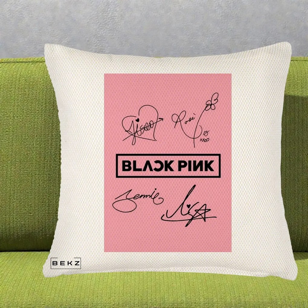 Perna Personalizata K-pop BLACKPINK Semnaturi Roz, 40x40 cm, Crem Reliefat, Husa Detasabila, Perna Inclusa, BEKZ®
