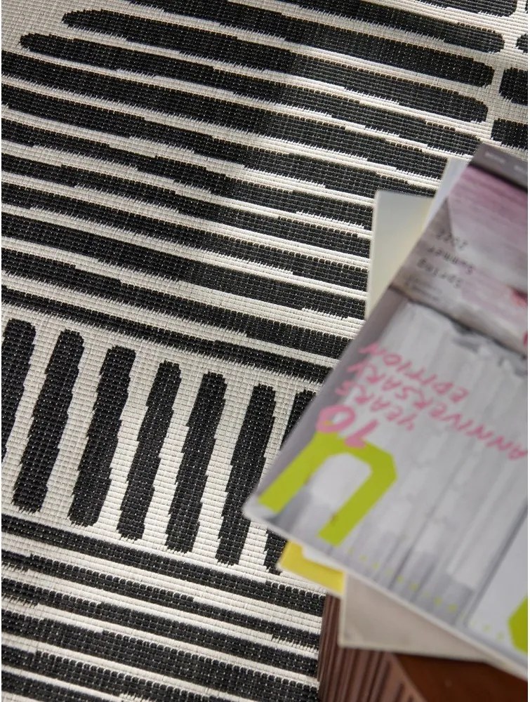 Covor pentru exterior și interior negru/crem rotund ø 200 cm Haringey Bounds – Ted Baker