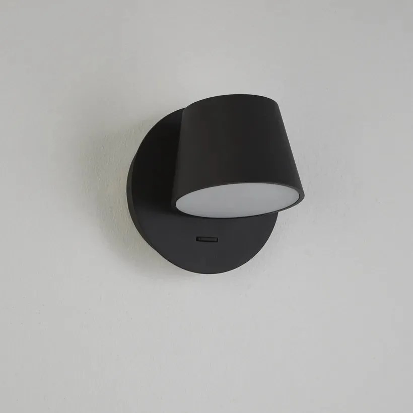 Aplica LED directionabila design minimalist Halkin