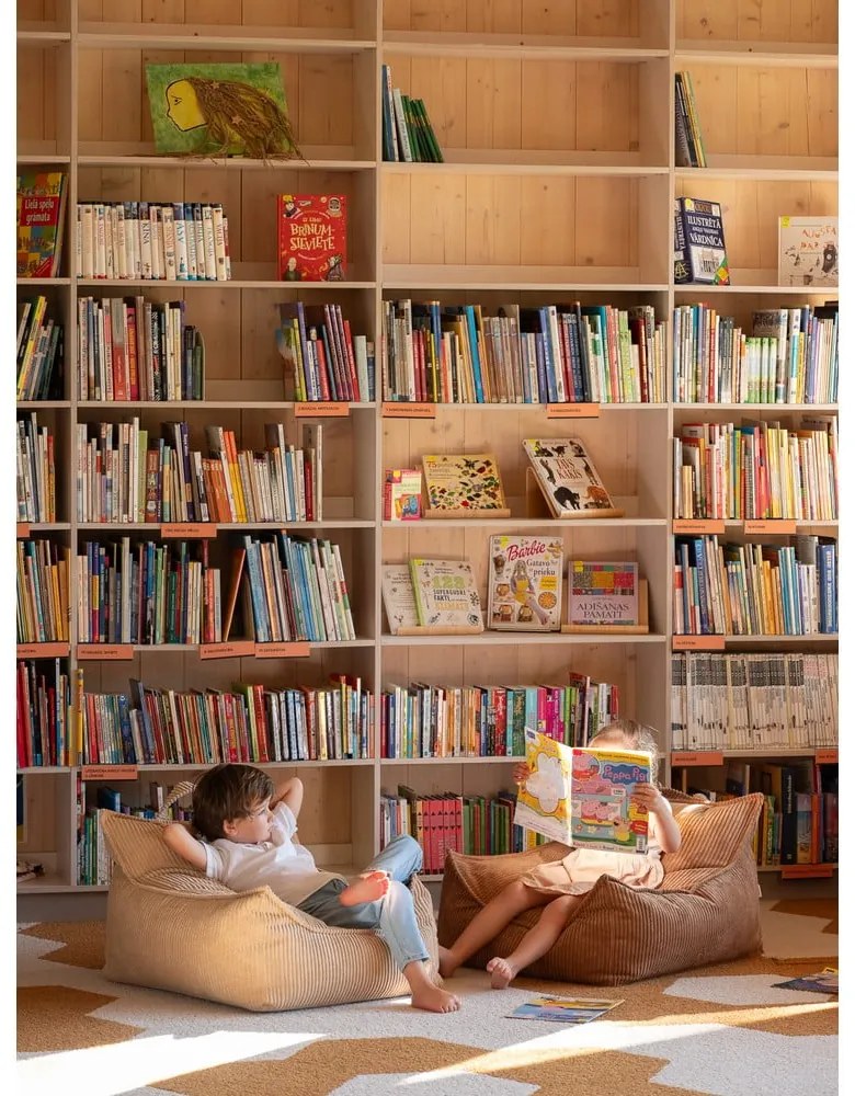 Fotoliu puf pentru copii maro cu tapițerie din catifea reiată Chair – Wigiwama