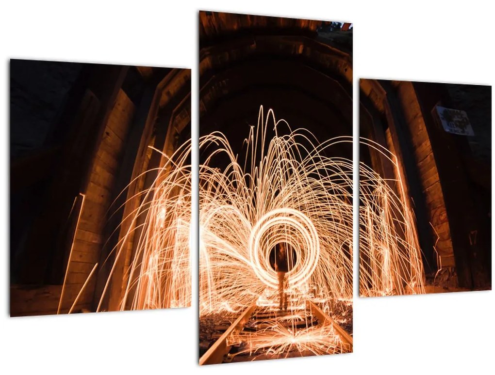 Tablou - Show de lumini deasupra șinelor (90x60 cm)