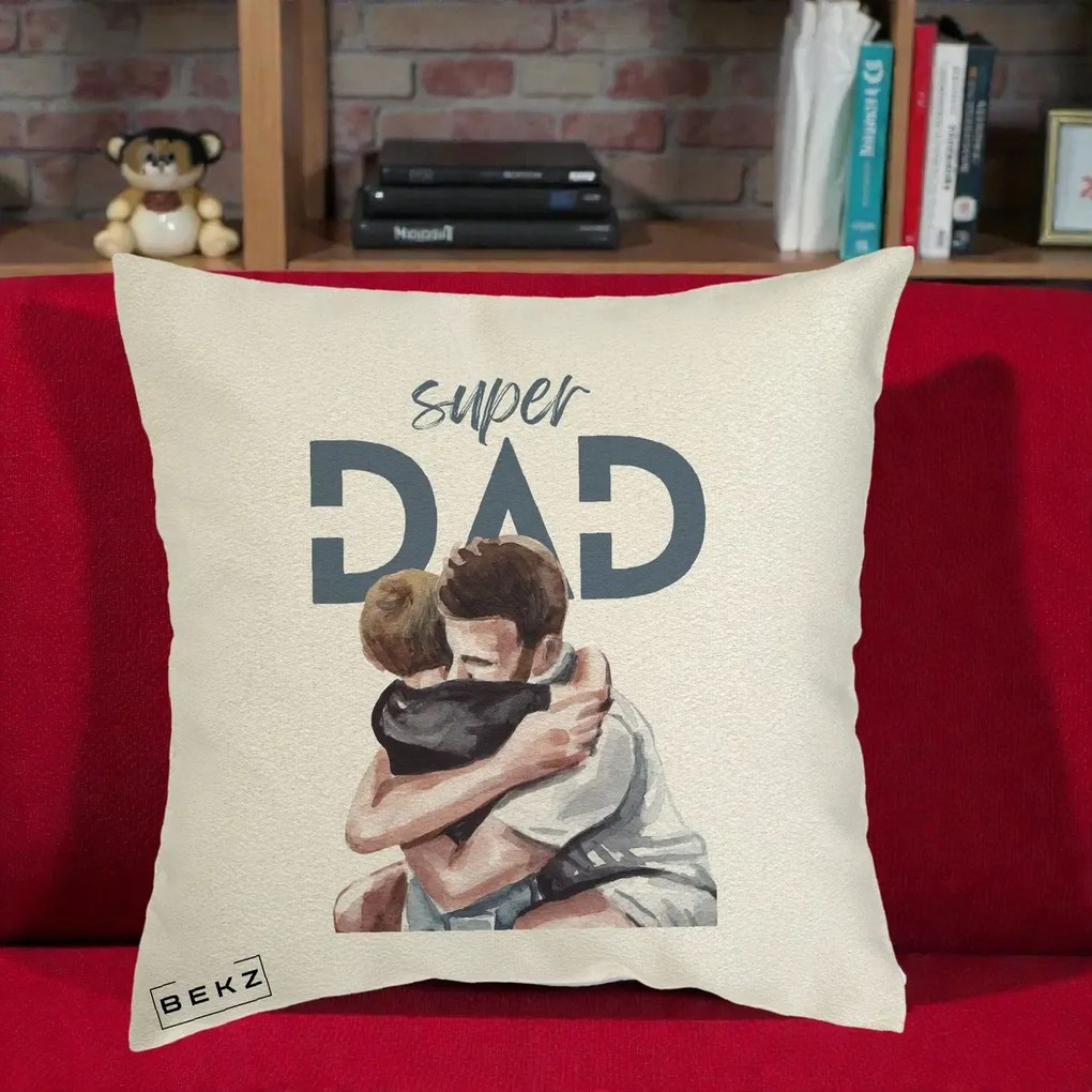 Cadou pentru Tata - Perna Personalizata Super Dad Tata si Fiu Imbratisare, 40x40 cm, Ecru, Husa Detasabila, Perna Inclusa, BEKZ®